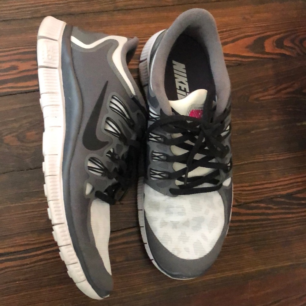 Nike Free Tennis Shoes with Cheetah Print